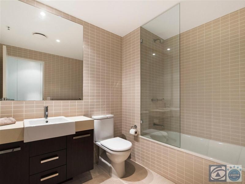 16/1 Marlin Parade, Cairns City QLD 4870