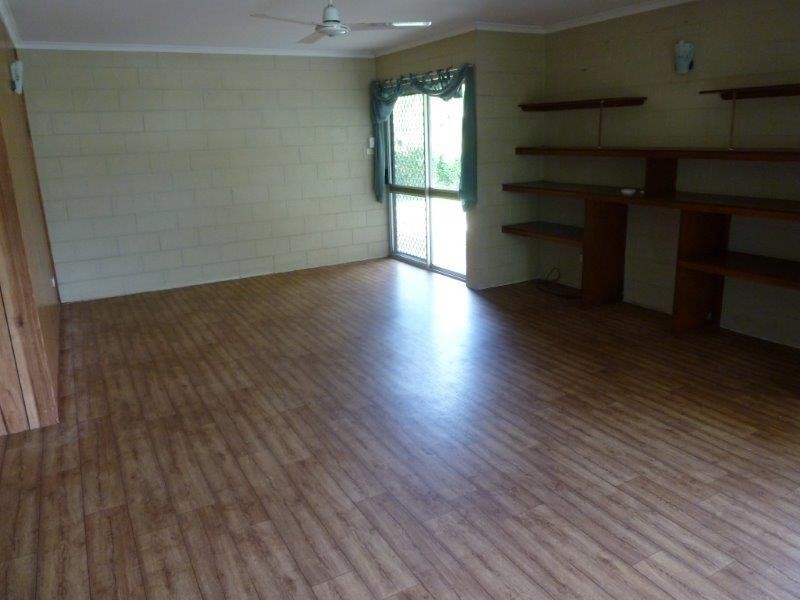 19 Mulligan Street, Manoora QLD 4870