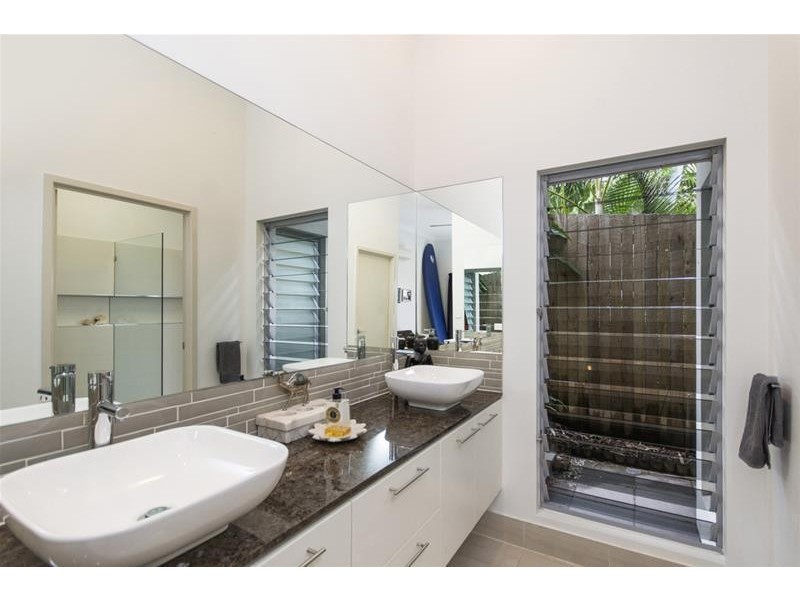 65 East Parkridge Drive, Brinsmead QLD 4870