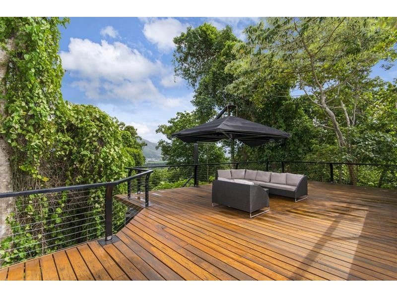 65 East Parkridge Drive, Brinsmead QLD 4870