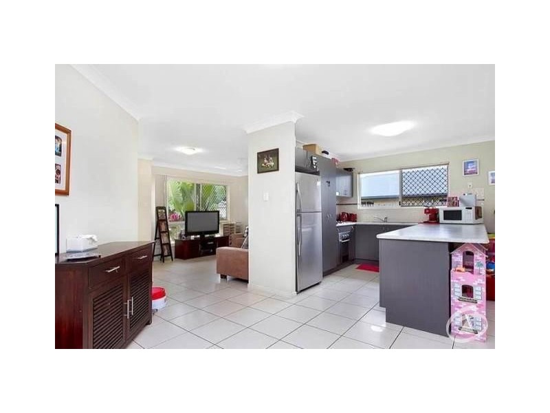 29 Cliffdale Street, Bentley Park QLD 4869
