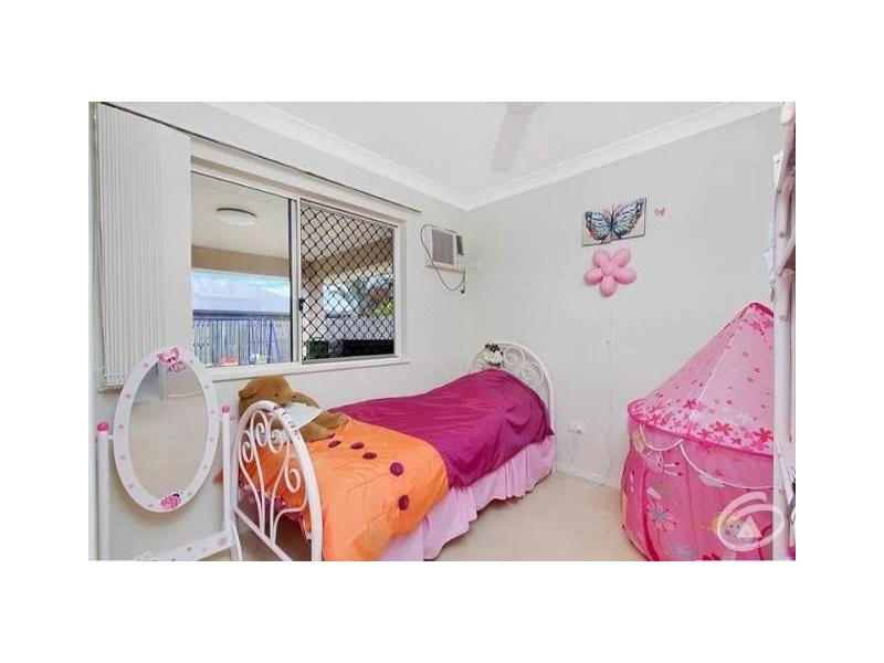 29 Cliffdale Street, Bentley Park QLD 4869