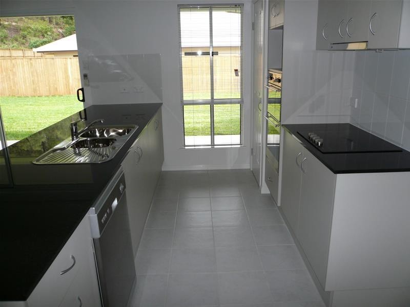 76 Roberts Drive, Trinity Park QLD 4879