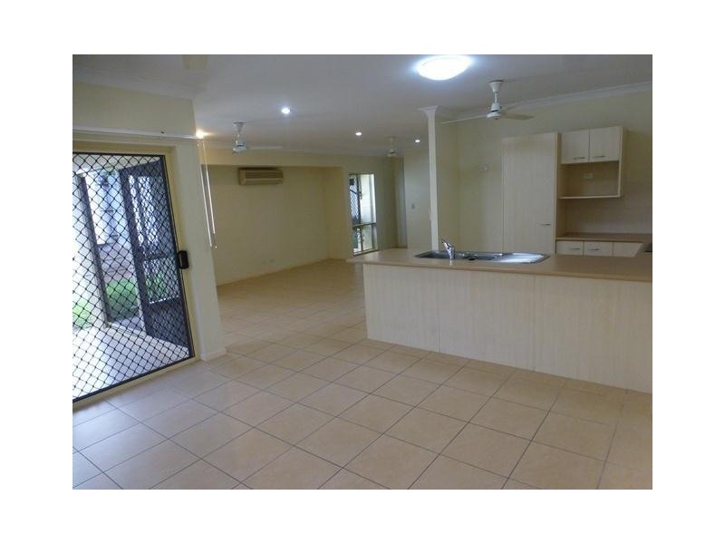 47 Chesterfield Close, Brinsmead QLD 4870