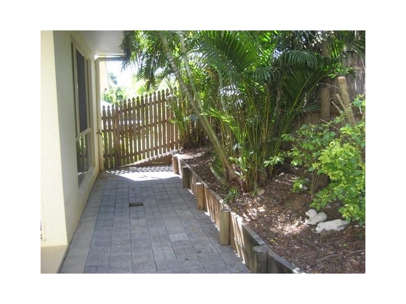 47 Chesterfield Close, Brinsmead QLD 4870