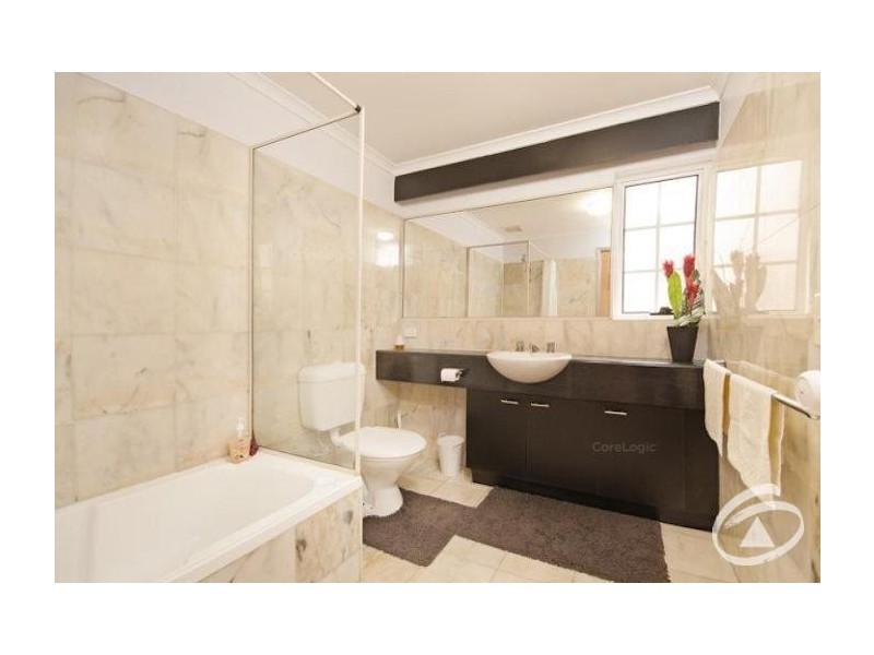 24/78-90 Digger Street, Cairns North QLD 4870