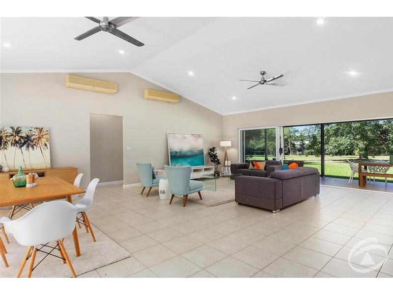 21-23 South Ellison Street, Clifton Beach QLD 4879