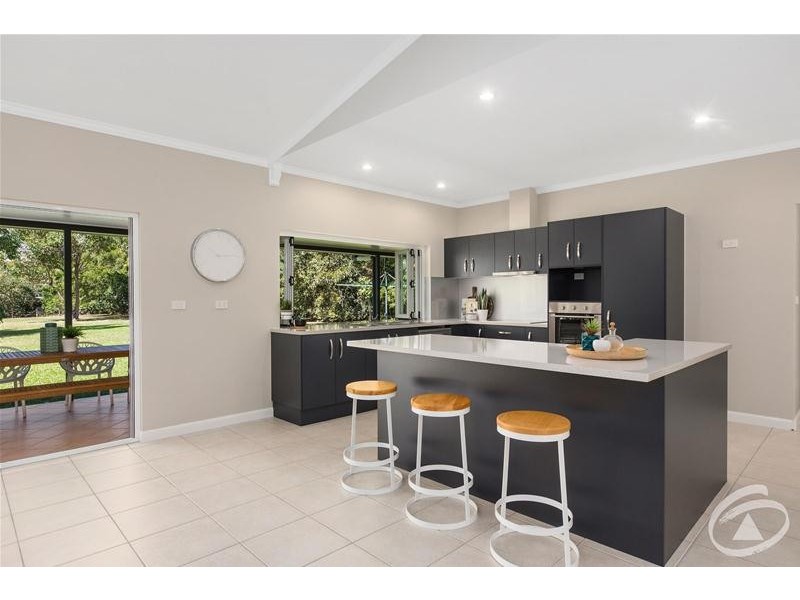 21-23 South Ellison Street, Clifton Beach QLD 4879