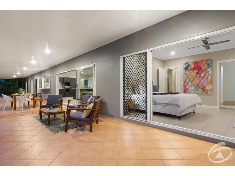 21-23 South Ellison Street, Clifton Beach QLD 4879