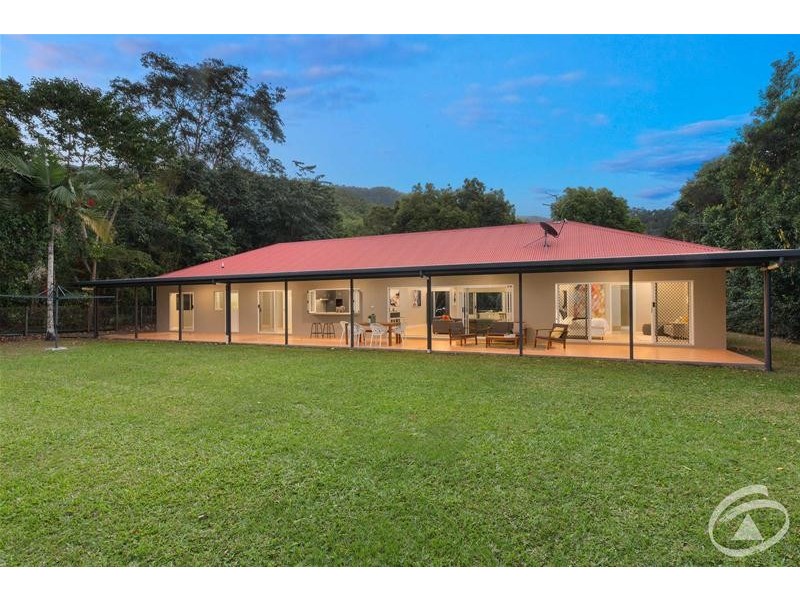 21-23 South Ellison Street, Clifton Beach QLD 4879