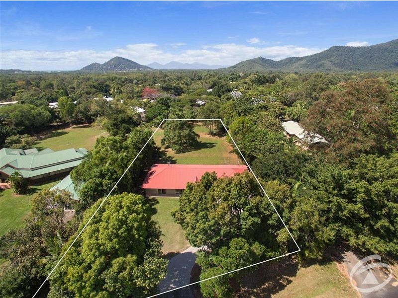 21-23 South Ellison Street, Clifton Beach QLD 4879