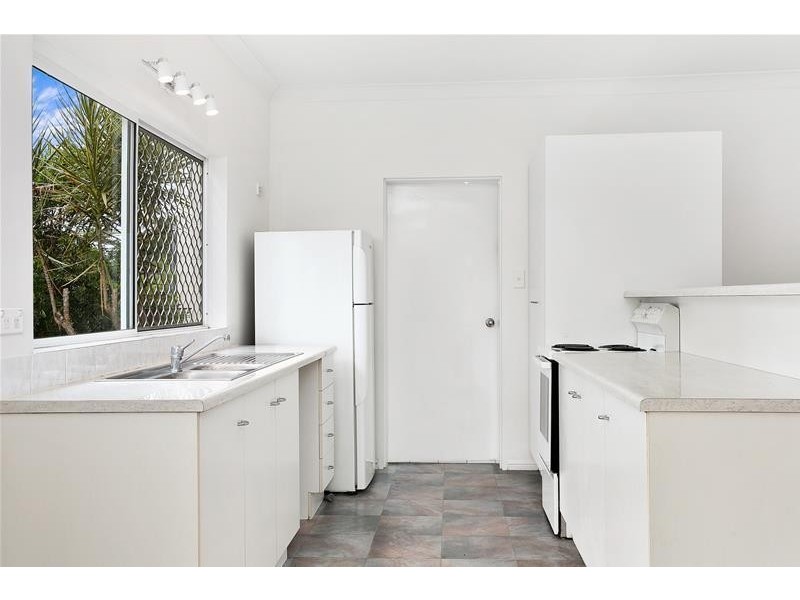 11/24-26 Springfield Crescent, Manoora QLD 4870