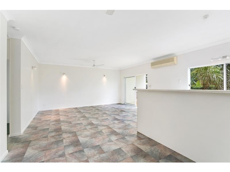 11/24-26 Springfield Crescent, Manoora QLD 4870