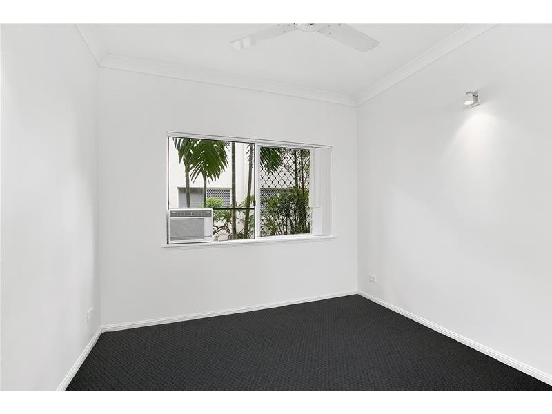 11/24-26 Springfield Crescent, Manoora QLD 4870