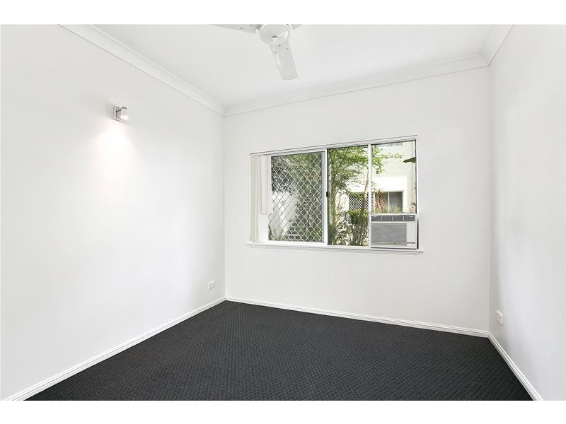 11/24-26 Springfield Crescent, Manoora QLD 4870