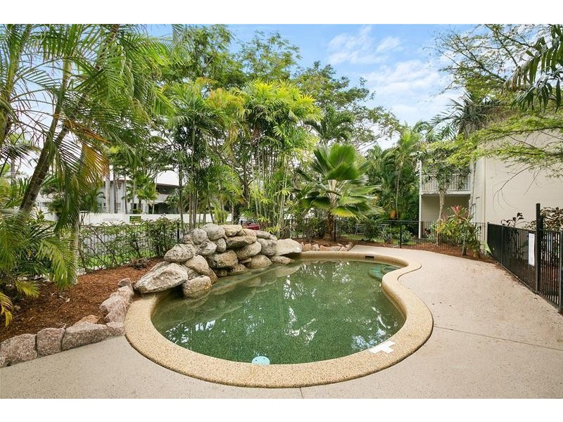 11/24-26 Springfield Crescent, Manoora QLD 4870