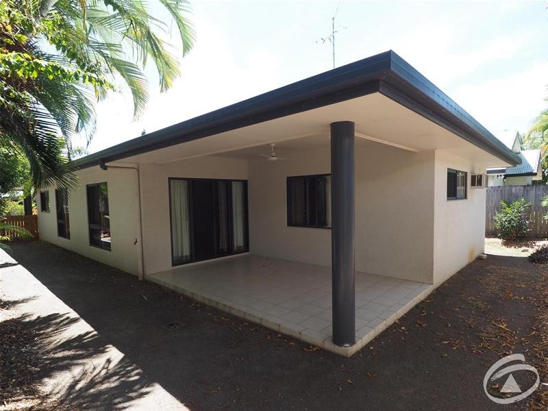 5 Mia Street, Kewarra Beach QLD 4879