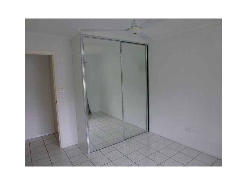 10 McKinlay Street, Whitfield QLD 4870