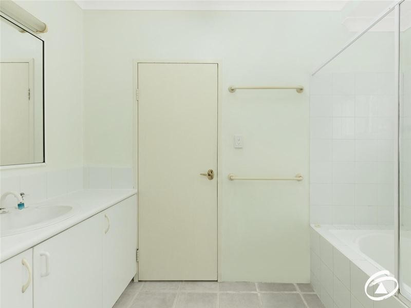 18 Whale Close, Kewarra Beach QLD 4879