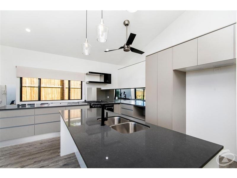 5 Whipbird Drive, Smithfield QLD 4878