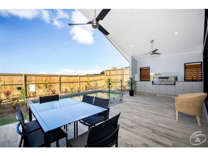 5 Whipbird Drive, Smithfield QLD 4878