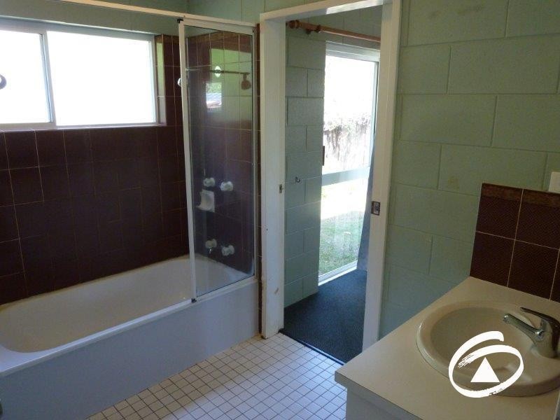 14 Kamala Street, Redlynch QLD 4870