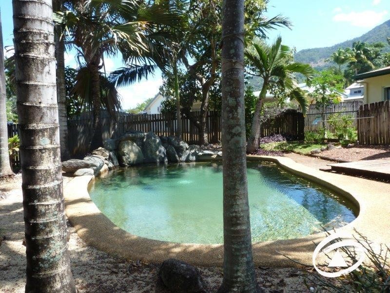 14 Kamala Street, Redlynch QLD 4870