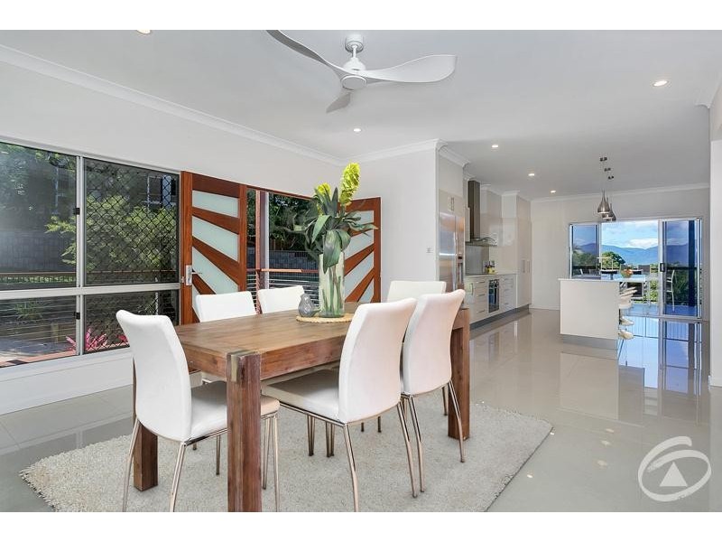 14 Bel-Air Drive, Whitfield QLD 4870