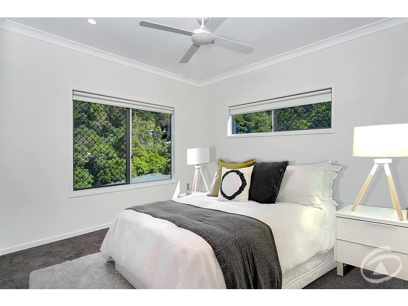 14 Bel-Air Drive, Whitfield QLD 4870