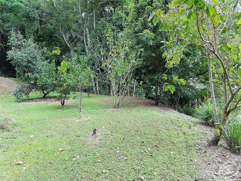 1 Hythe Street, Kamerunga QLD 4870