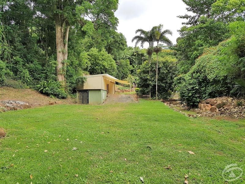 1 Hythe Street, Kamerunga QLD 4870