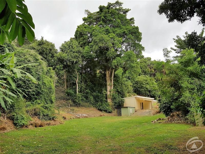 1 Hythe Street, Kamerunga QLD 4870