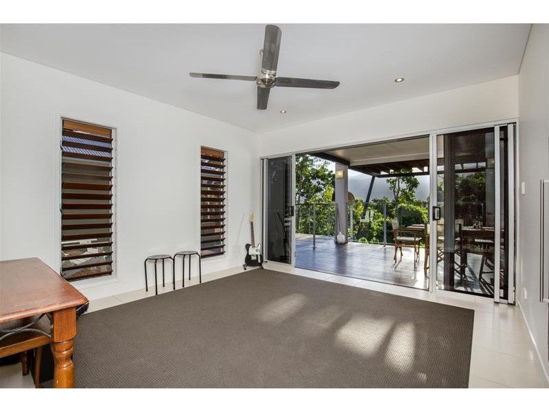 51 The Peak, Brinsmead QLD 4870