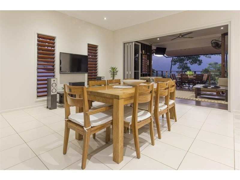 51 The Peak, Brinsmead QLD 4870