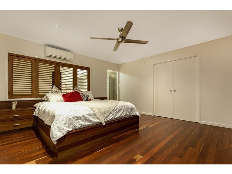 51 The Peak, Brinsmead QLD 4870