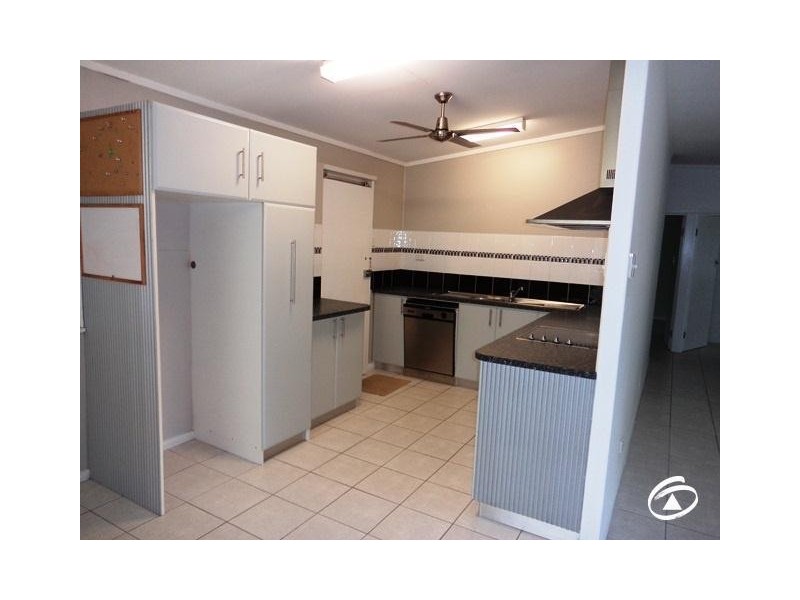 340 Fearnley Street, Manunda QLD 4870