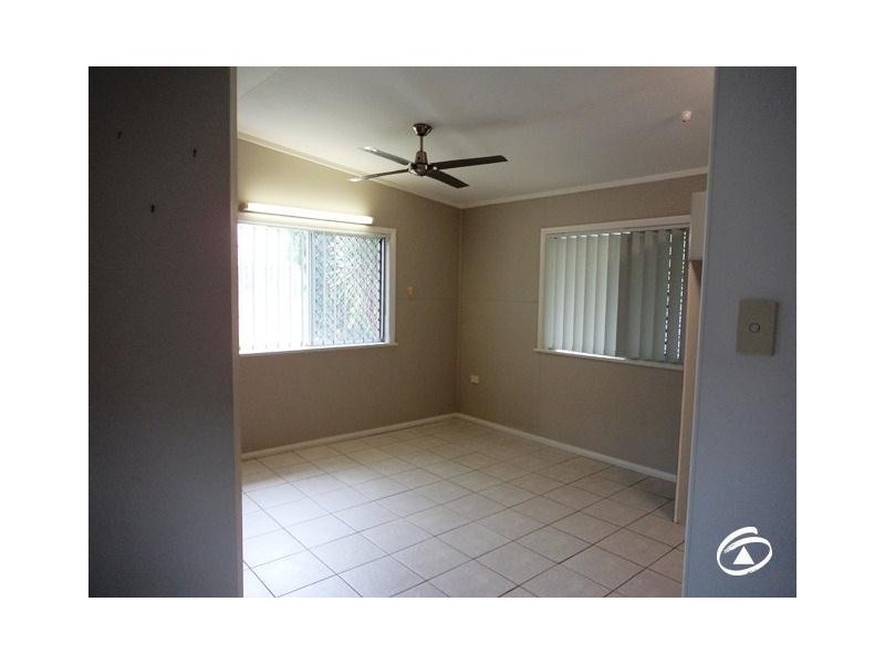 340 Fearnley Street, Manunda QLD 4870