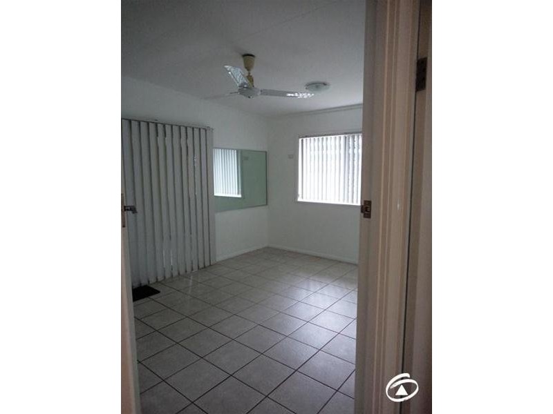 340 Fearnley Street, Manunda QLD 4870