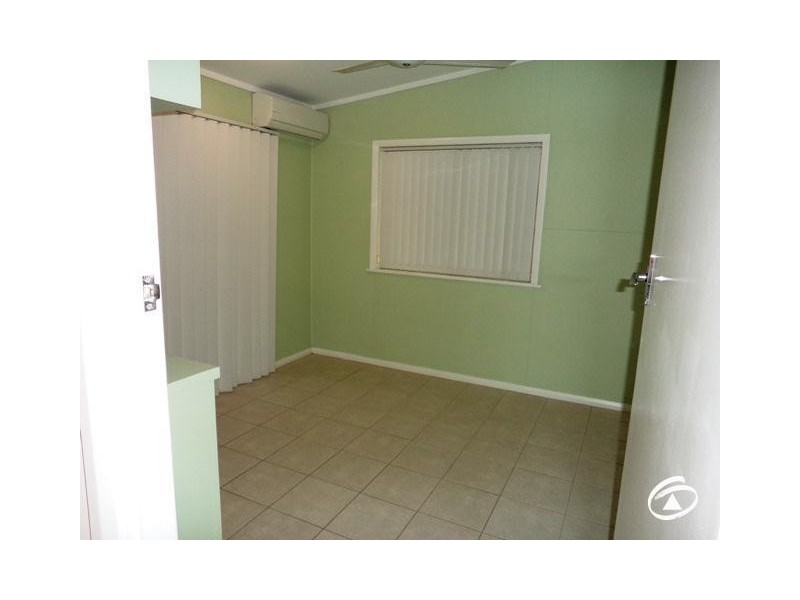 340 Fearnley Street, Manunda QLD 4870