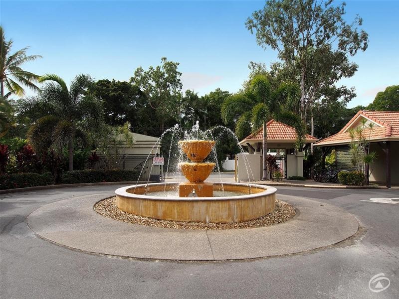 2001/22 Clifton Road, Clifton Beach QLD 4879