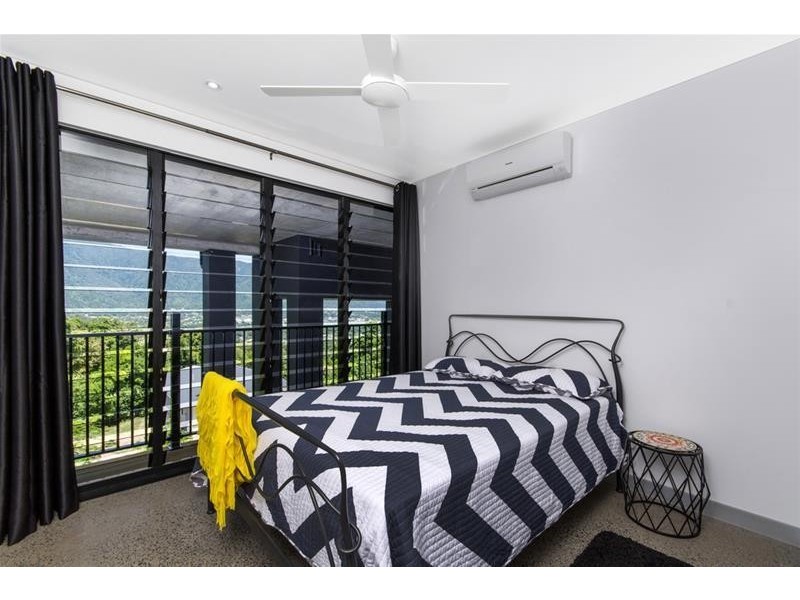 7-9 The Peak, Brinsmead QLD 4870