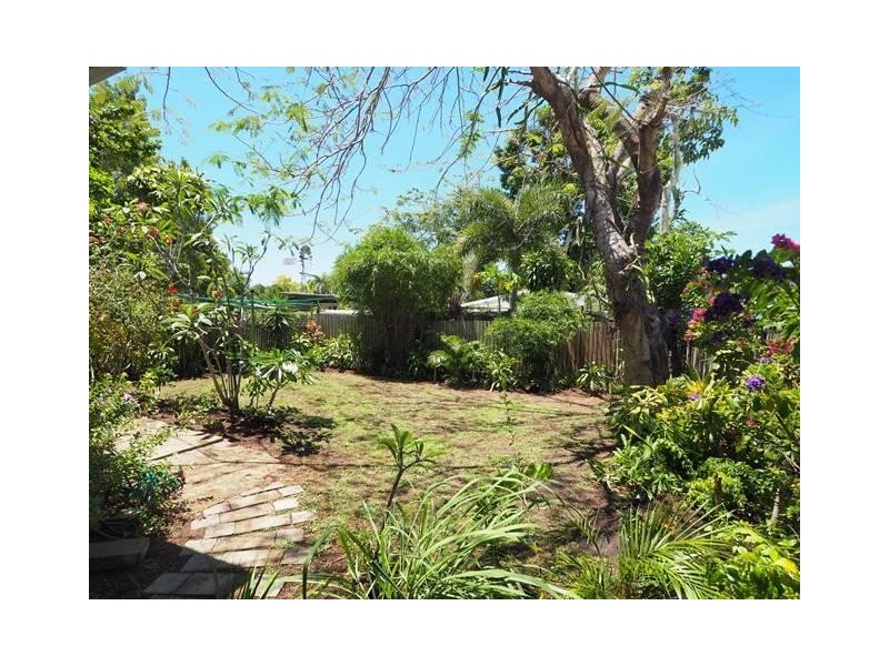 30A David  Street, Machans Beach QLD 4878