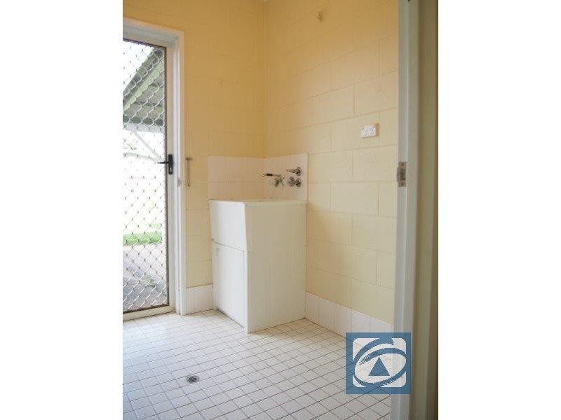 24 Normanby Close, Mount Sheridan QLD 4868