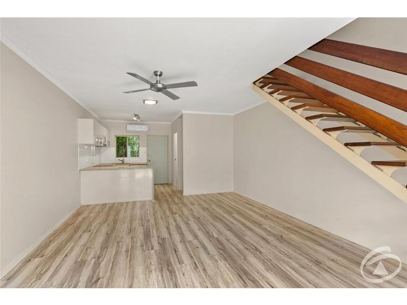 8/25-27 Fairweather Street, Yorkeys Knob QLD 4878