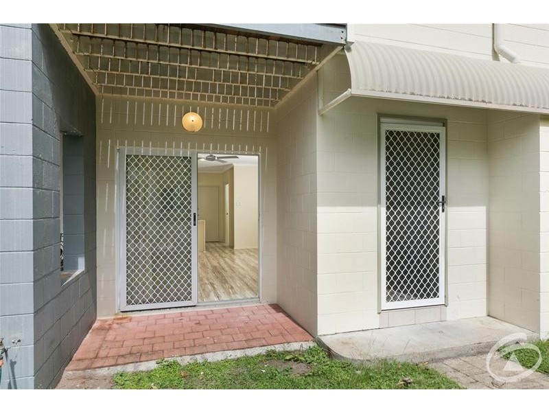 8/25-27 Fairweather Street, Yorkeys Knob QLD 4878