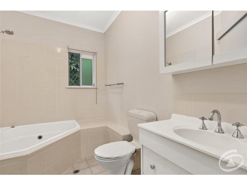 8/25-27 Fairweather Street, Yorkeys Knob QLD 4878