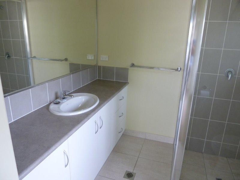 2/31 Galeandra Street, Edmonton QLD 4869