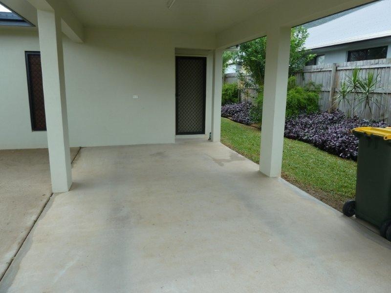 2/31 Galeandra Street, Edmonton QLD 4869