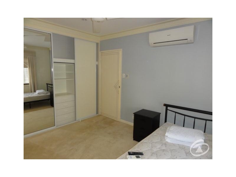 2/4 Vallely Street, Freshwater QLD 4870