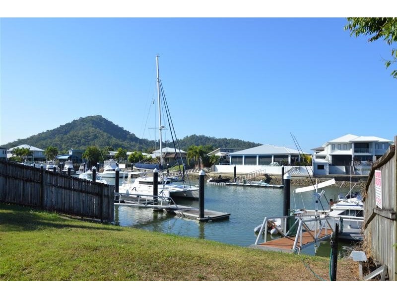 103 Harbour Drive, Trinity Park QLD 4879